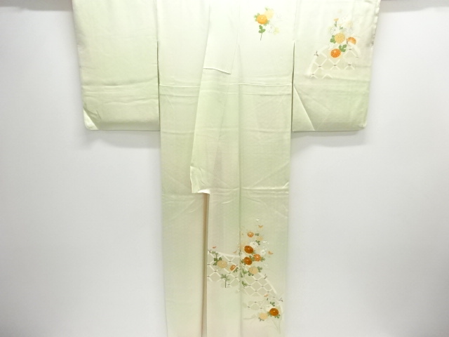  菊模様刺繍訪問着